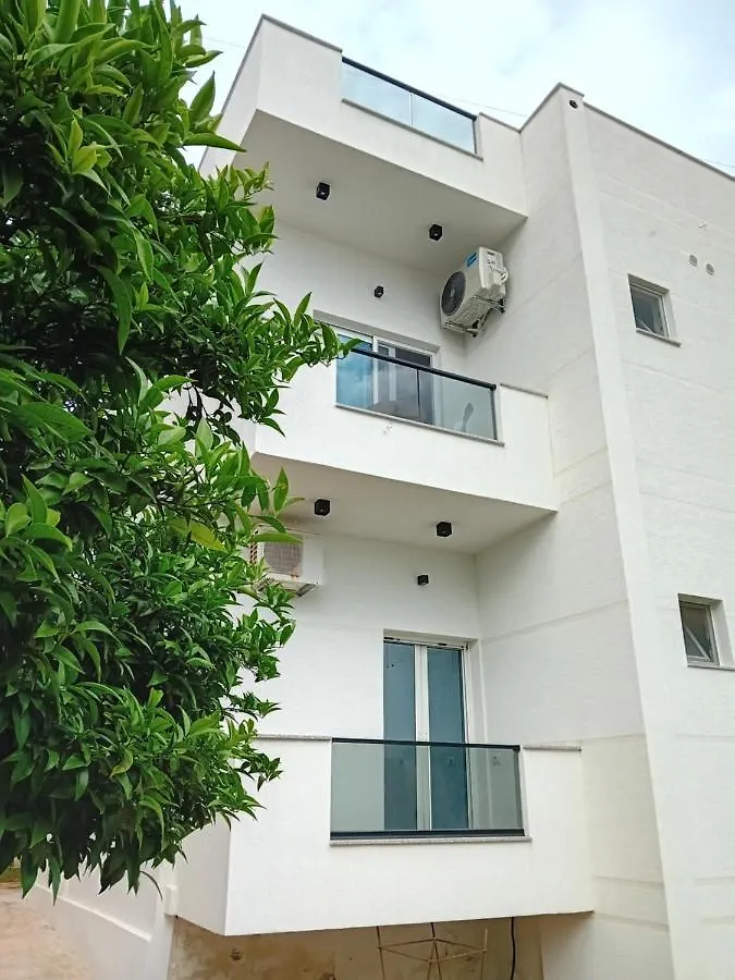 Villa Alfio Ksamil 0*,
